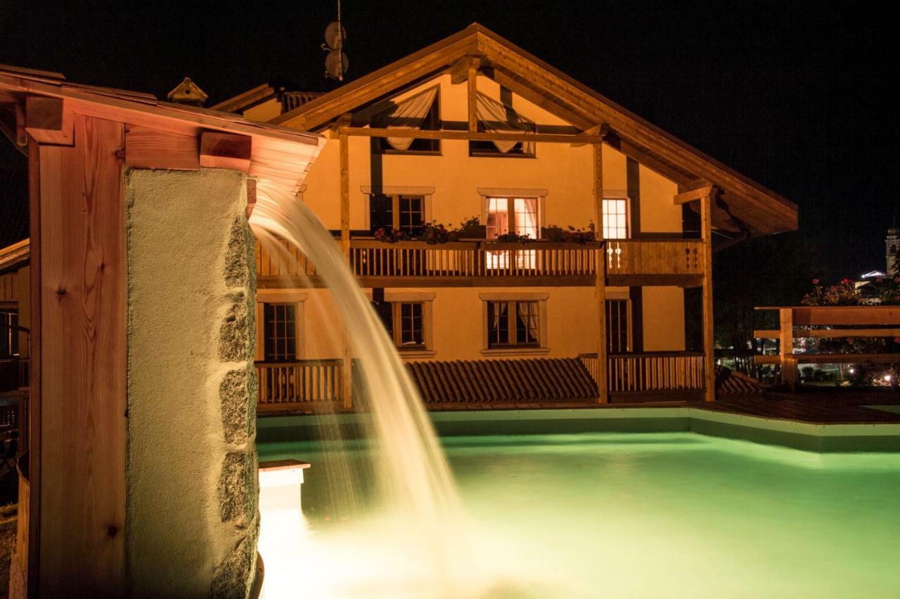 Holidays Dolomiti Apartment Resort Carisolo Exterior foto